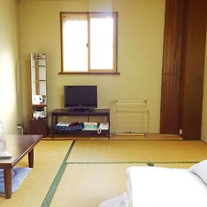 Japanese-Style Single Room